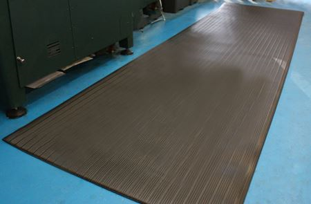 Anti Fatigue Ribbed Floormat 900 x 1500mm FC5943