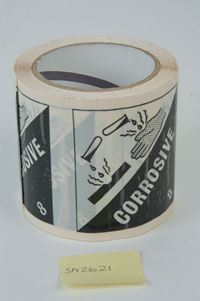 Corrosive 8 Labels - Roll of 310 SN2621